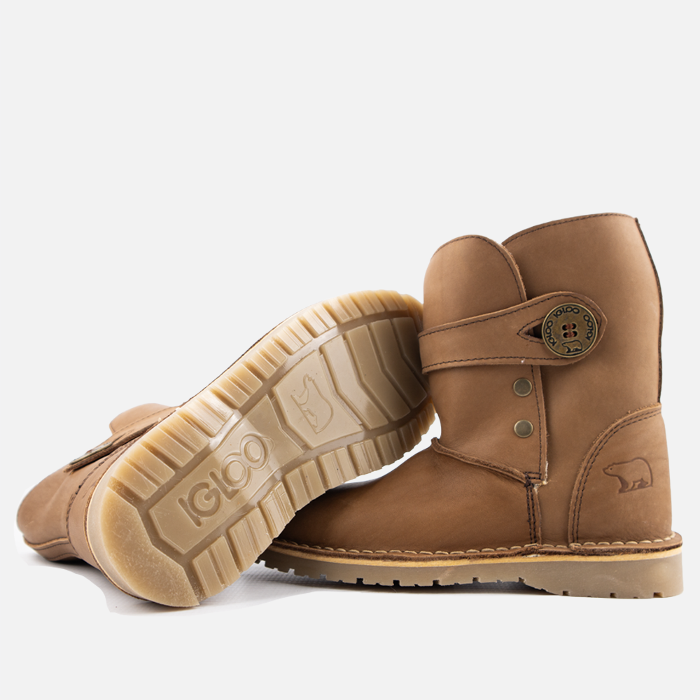 View of the Igloo Alaska boot branded sole.